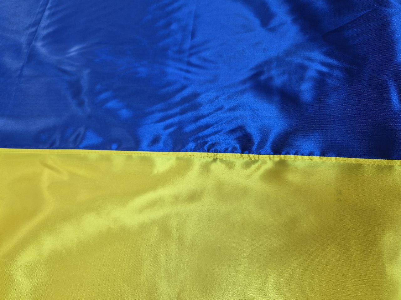 Прапор України поховальний, 2400х1600 мм, атлас Прапор України поховальний, 2400х1600 мм, атлас