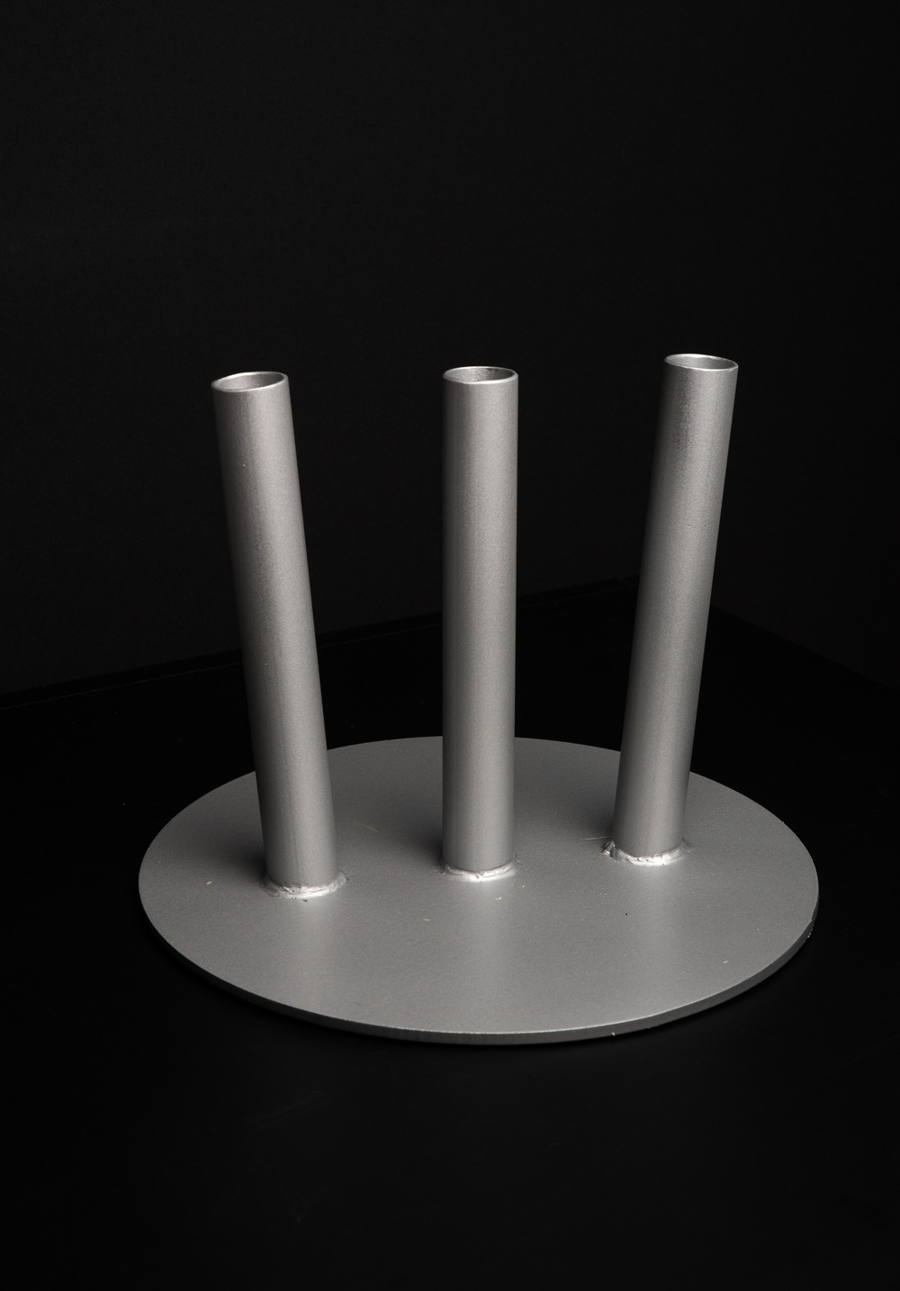 Трьохріжкова підставка для кабінетного прапора Трьохріжкова підставка для кабінетного прапора