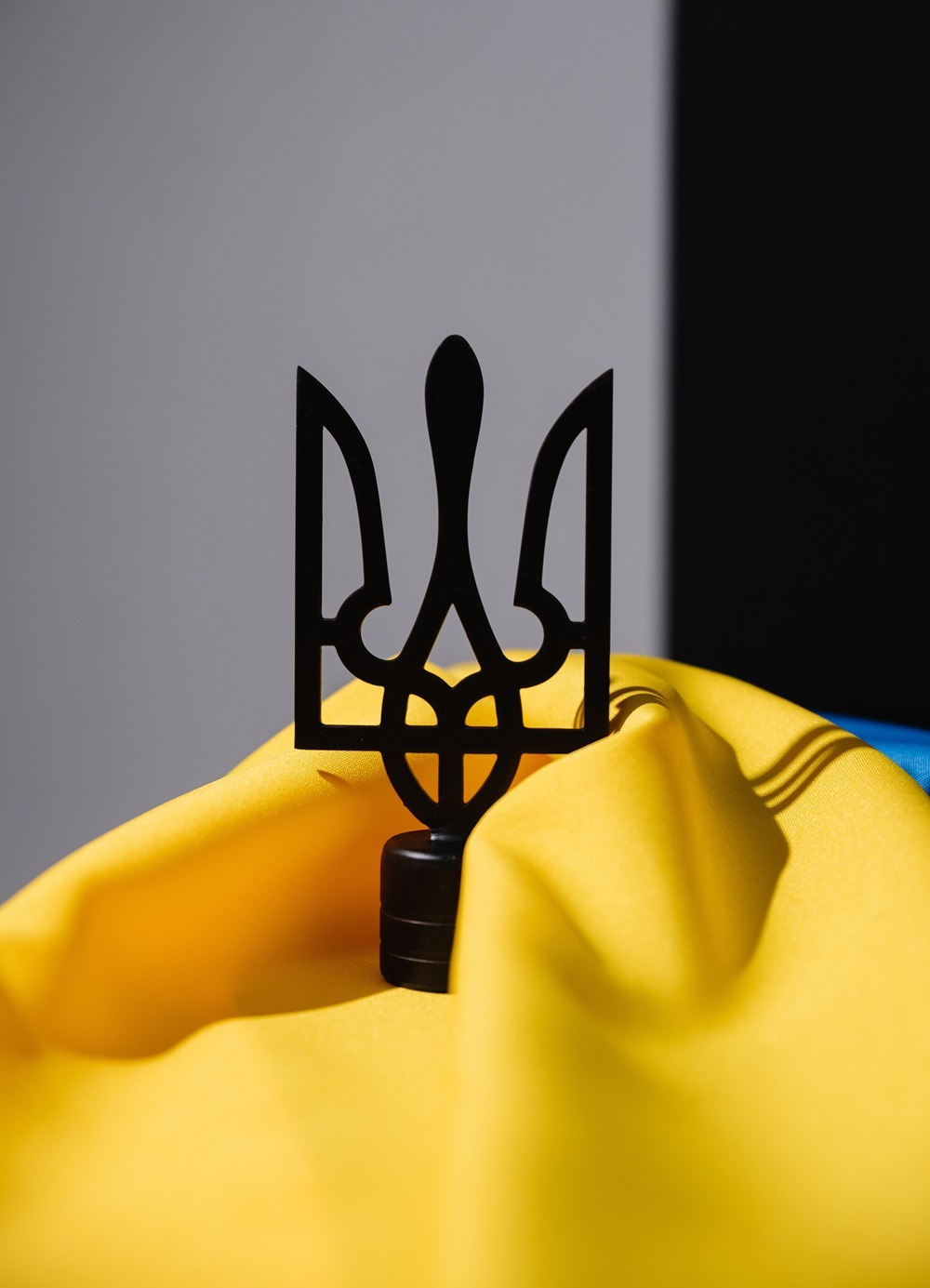 Дворіжкова підставка для кабінетного прапора Дворіжкова підставка для кабінетного прапора